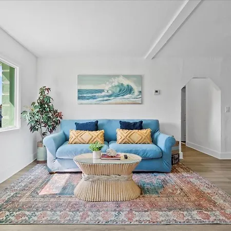 4Br Escape Near Beach & Downtown